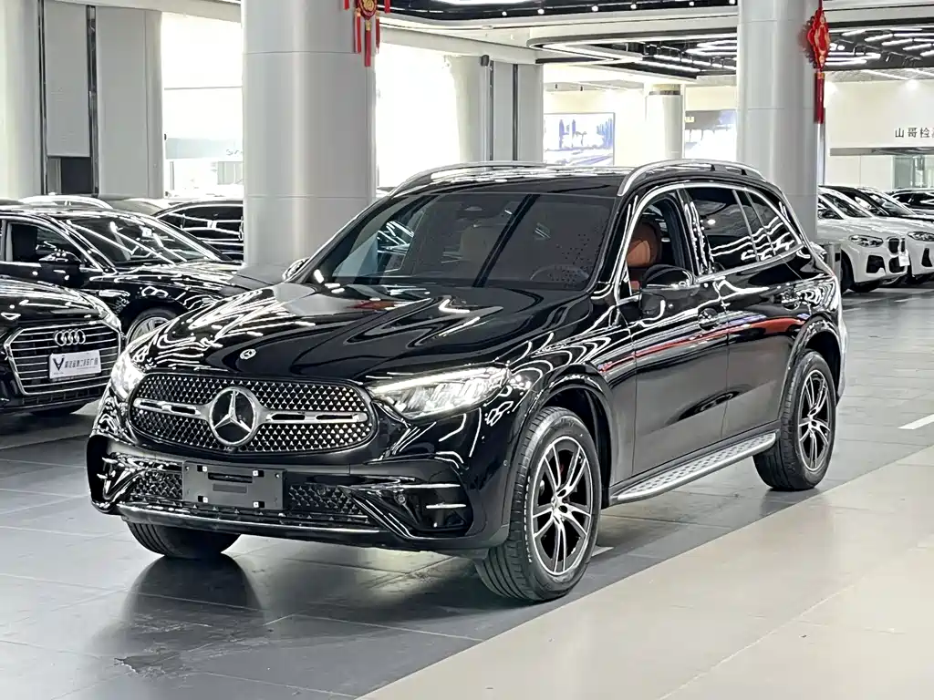 Mercedes-Benz GLC 2025