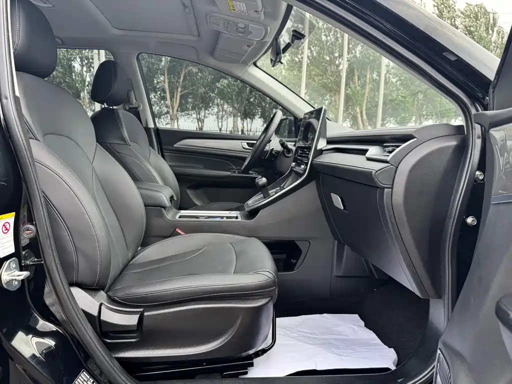Haval M6 — миниатюра 13