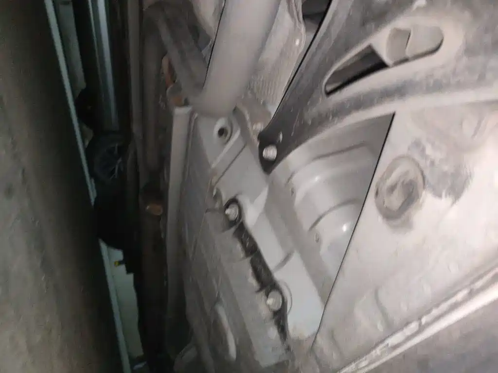 Toyota Yaris L — миниатюра 18