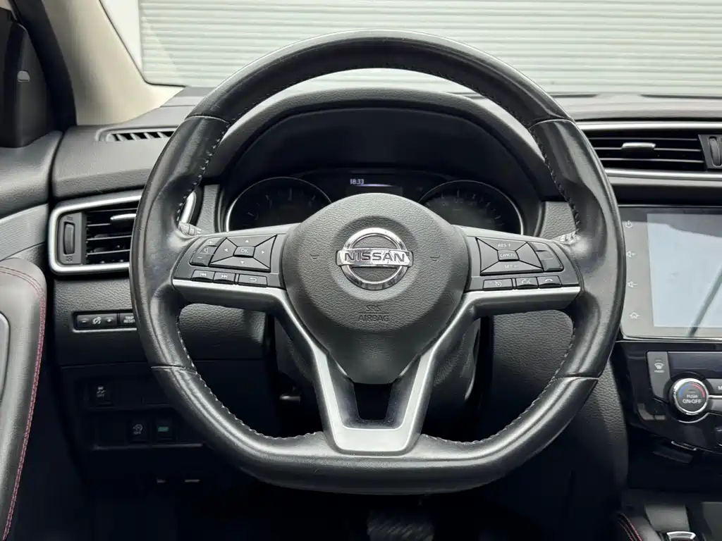 Nissan Qashqai — миниатюра 14