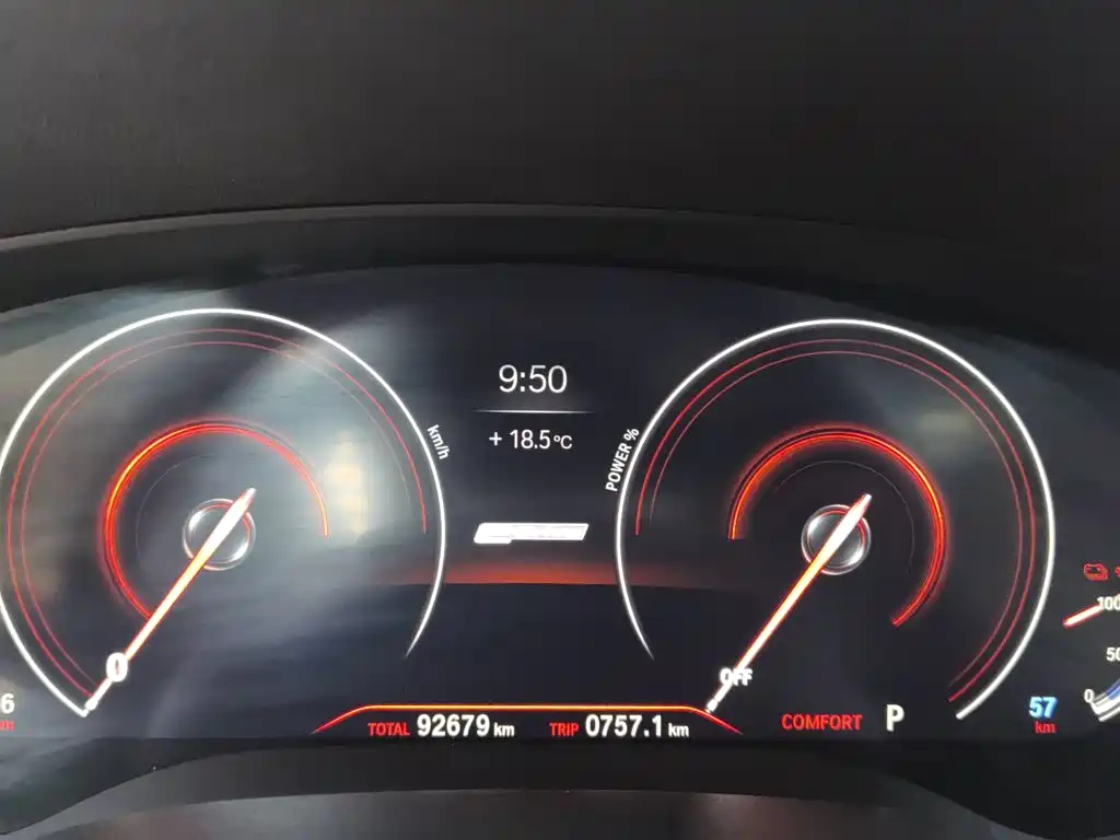 BMW 5 Series New Energy — миниатюра 11