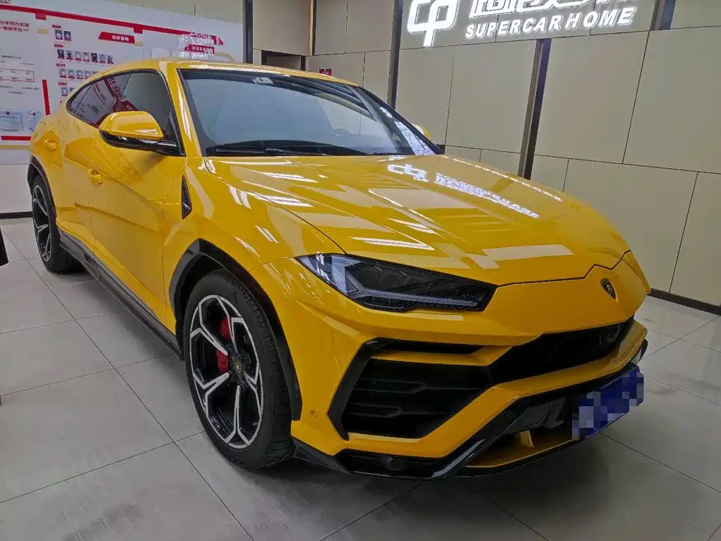 Lamborghini Urus — миниатюра 3