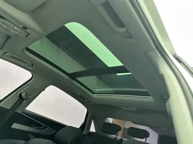 Audi A4L — миниатюра 11