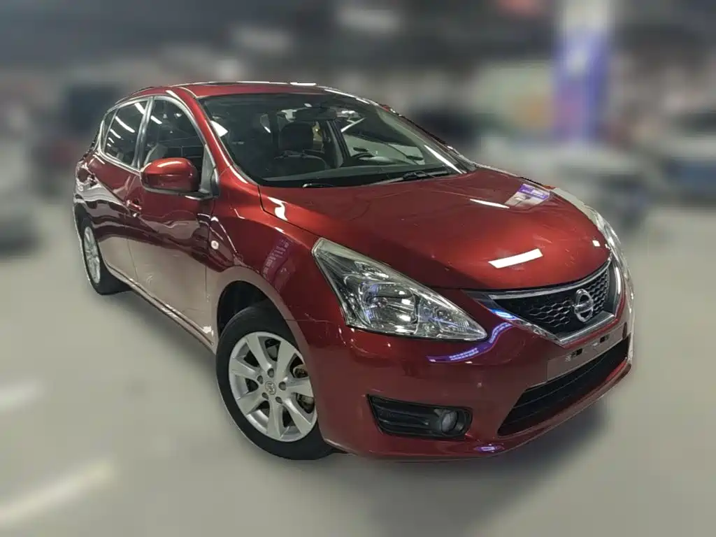 Nissan Tiida — миниатюра 6
