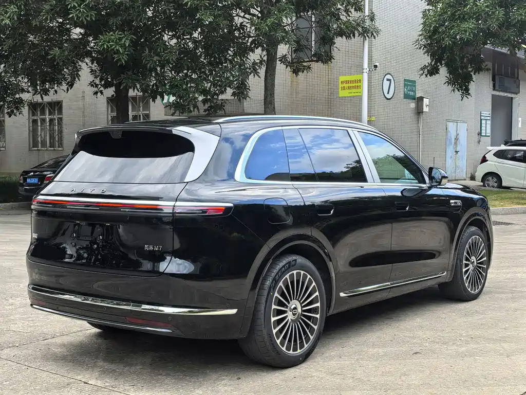 AITO Wenjie AITO M7 — миниатюра 6