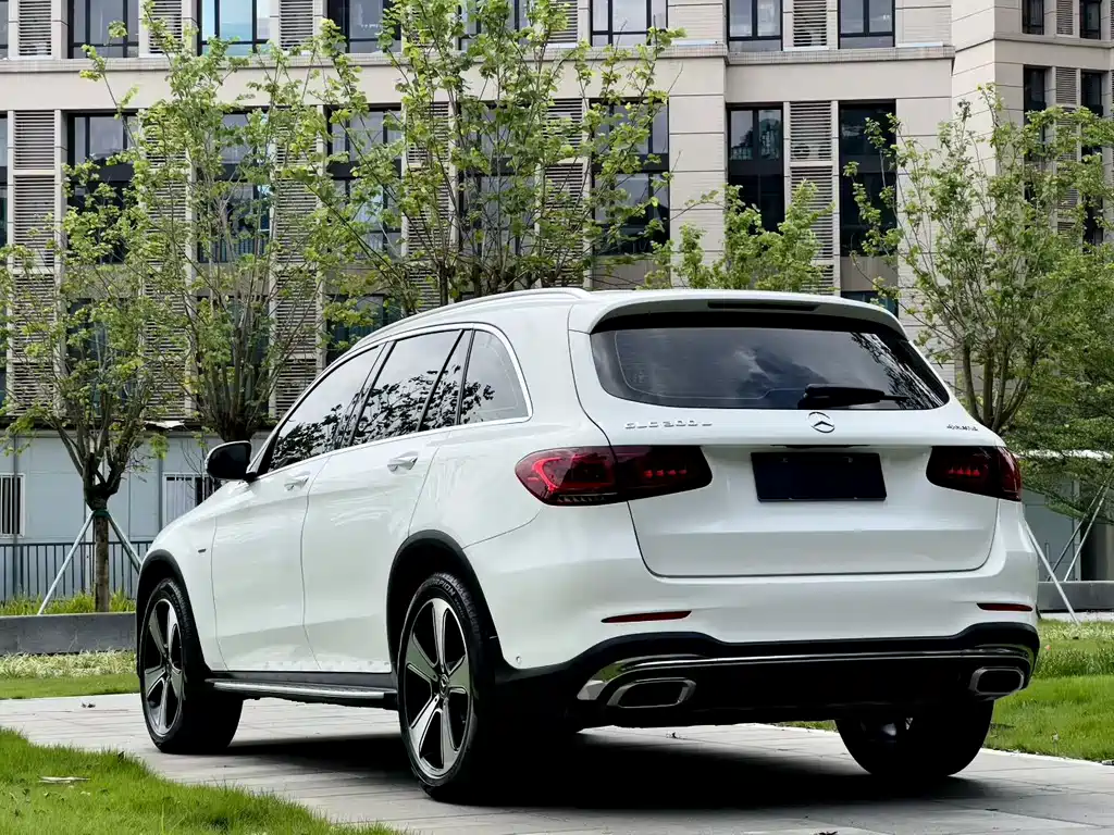 Mercedes-Benz GLC — миниатюра 9