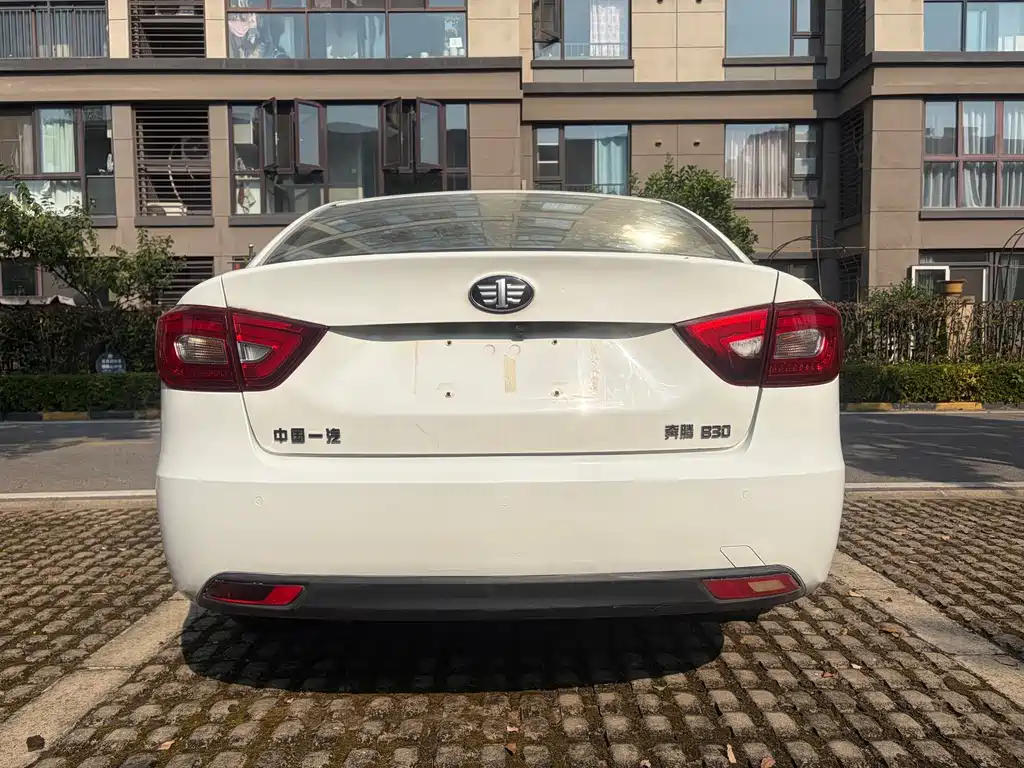 Bestune B30 — миниатюра 5