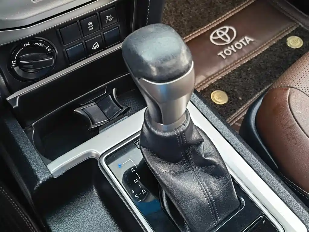Toyota Prado — миниатюра 14