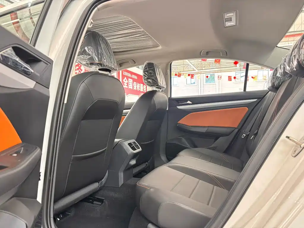 Volkswagen Bora — миниатюра 6