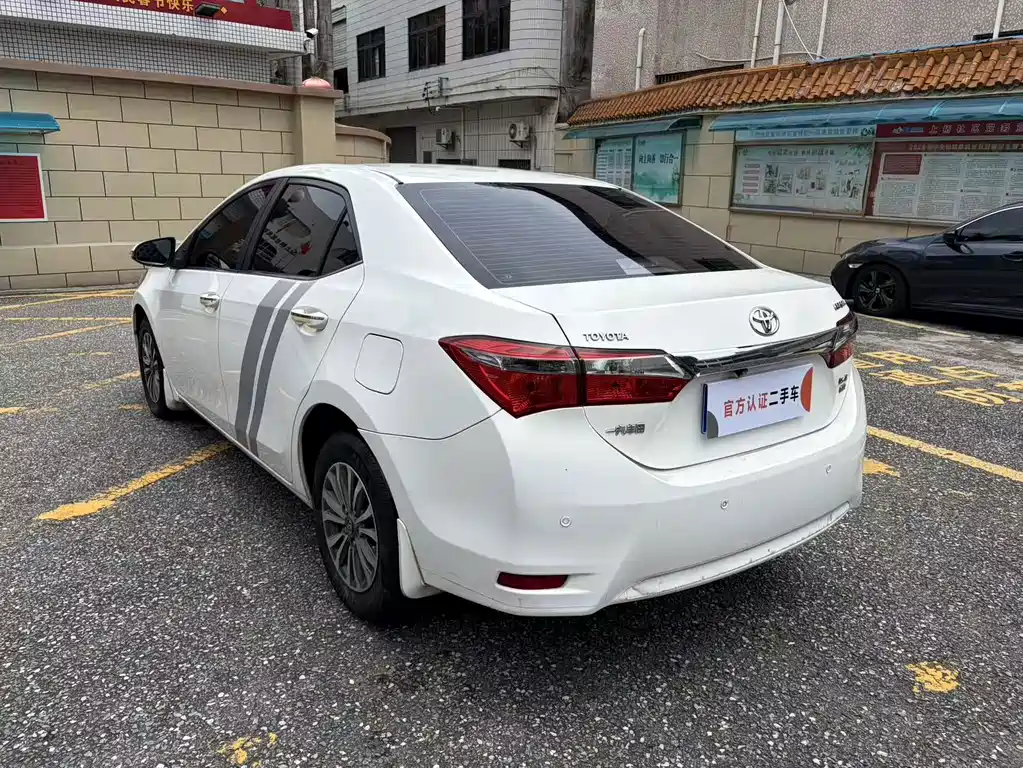 Toyota Corolla — миниатюра 7
