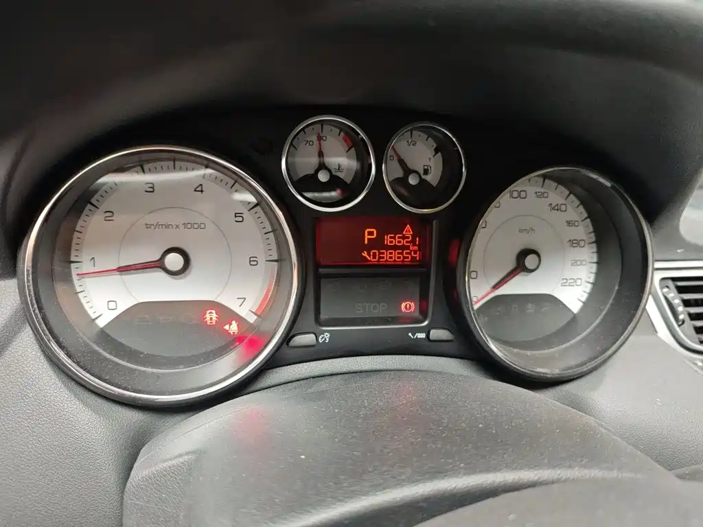 Peugeot 308 — миниатюра 13