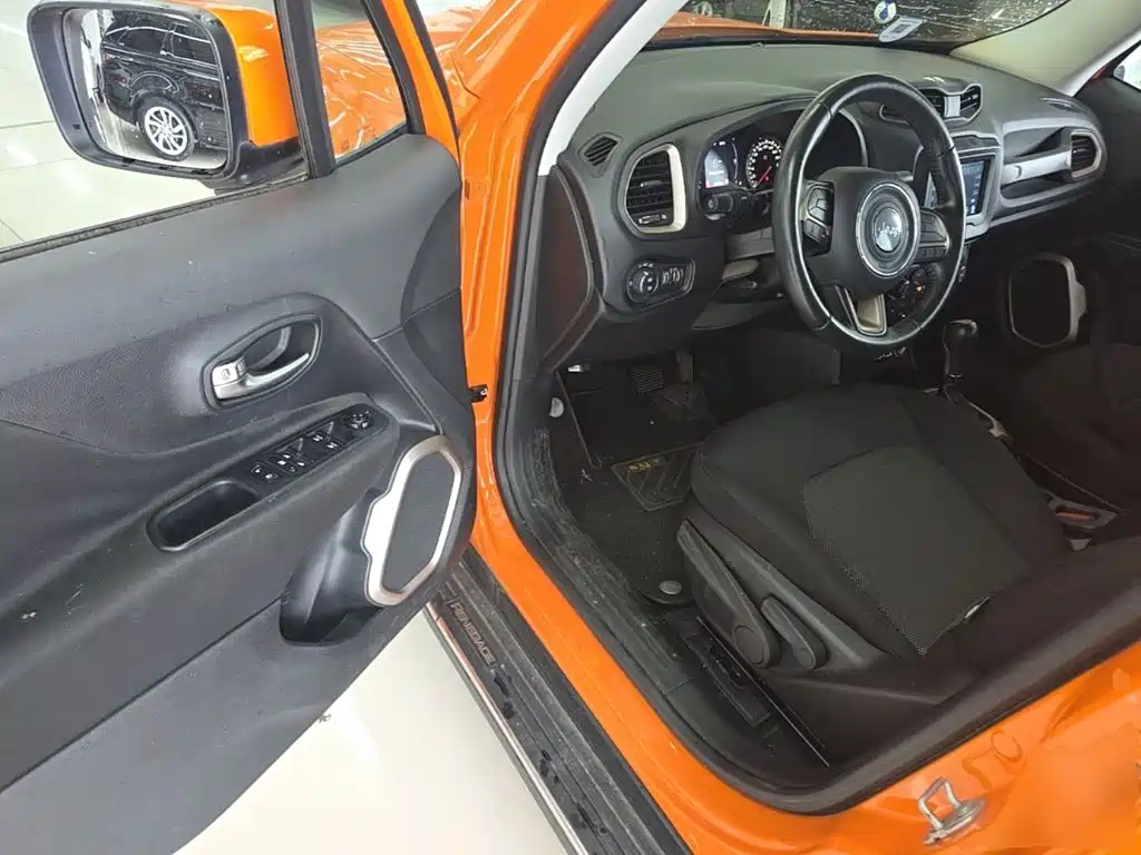Jeep Renegade — миниатюра 21