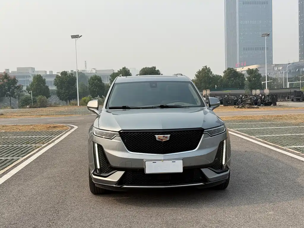 Cadillac XT6 — миниатюра 2