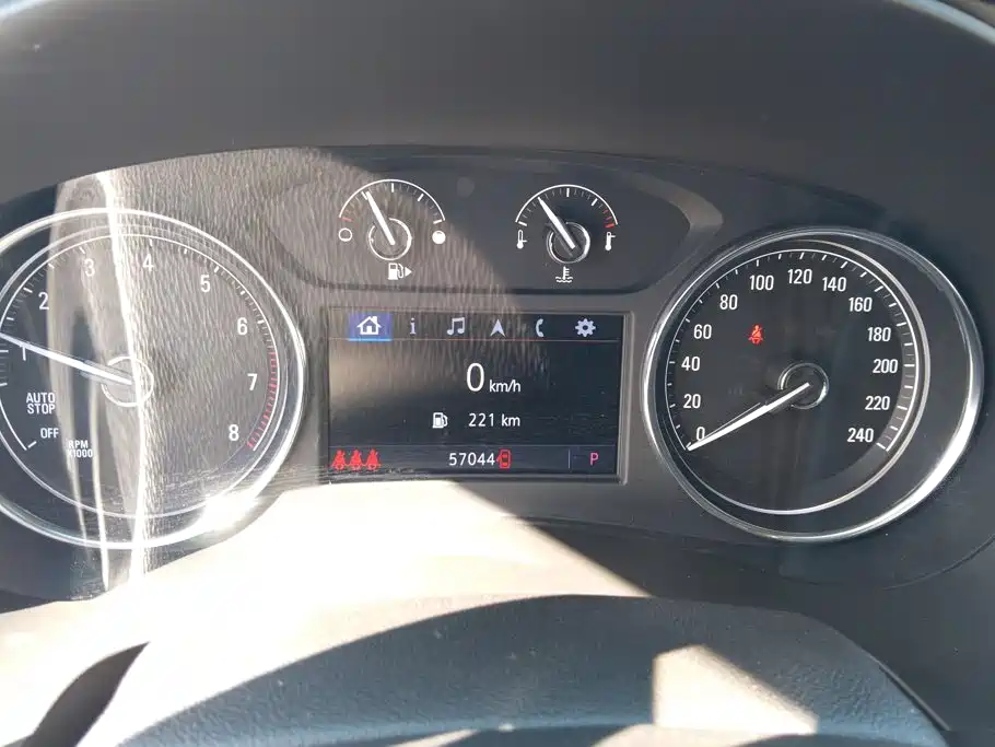 Buick LaCrosse — миниатюра 14