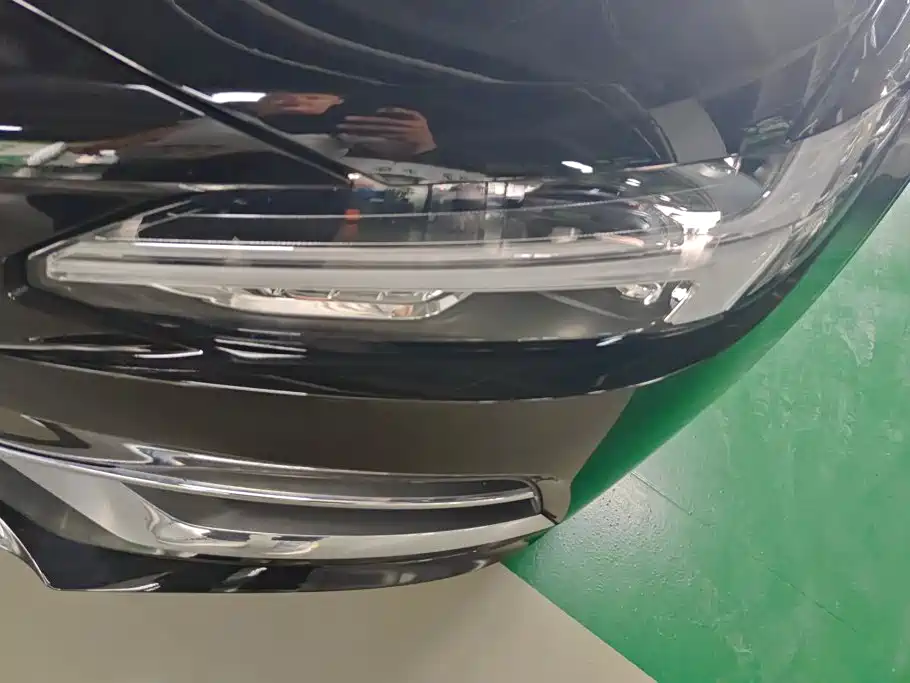 Volvo S90 — миниатюра 5