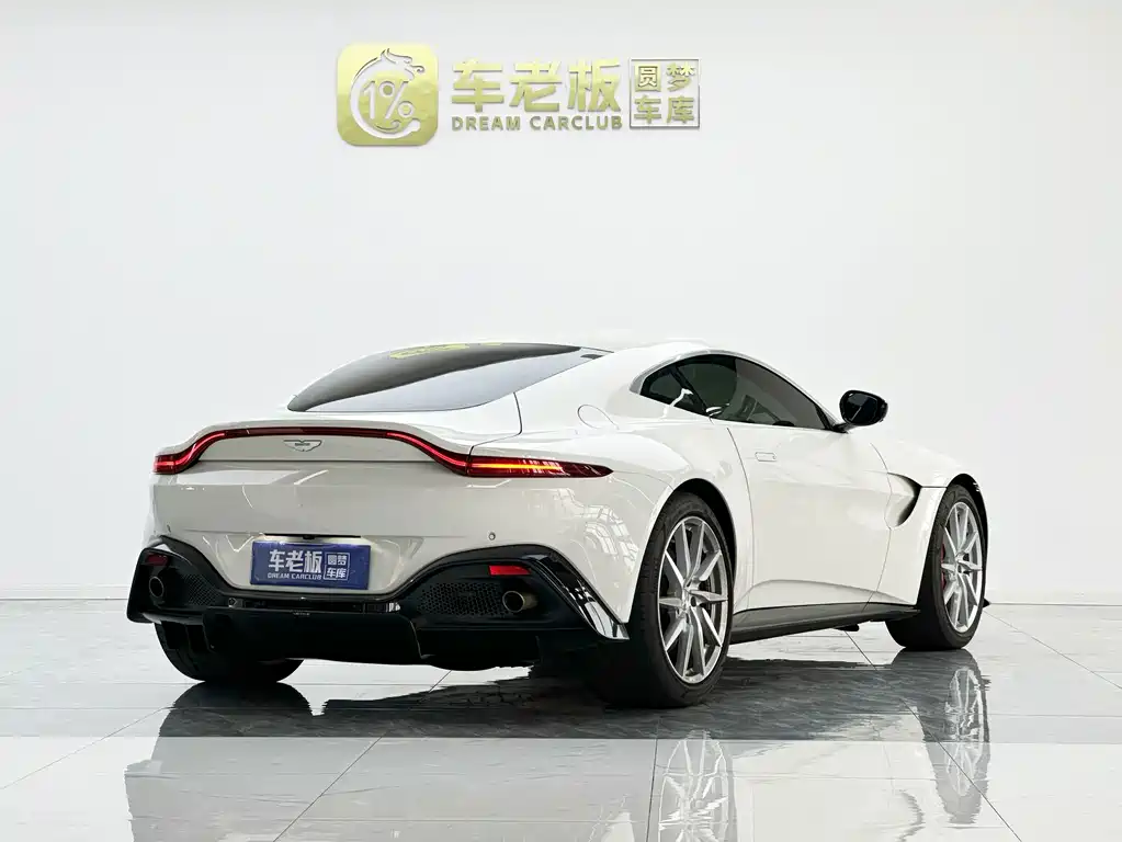 Aston Martin V8 Vantage — миниатюра 4