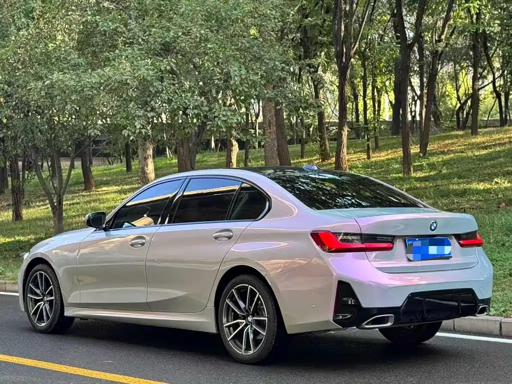 BMW 3 Series — миниатюра 4