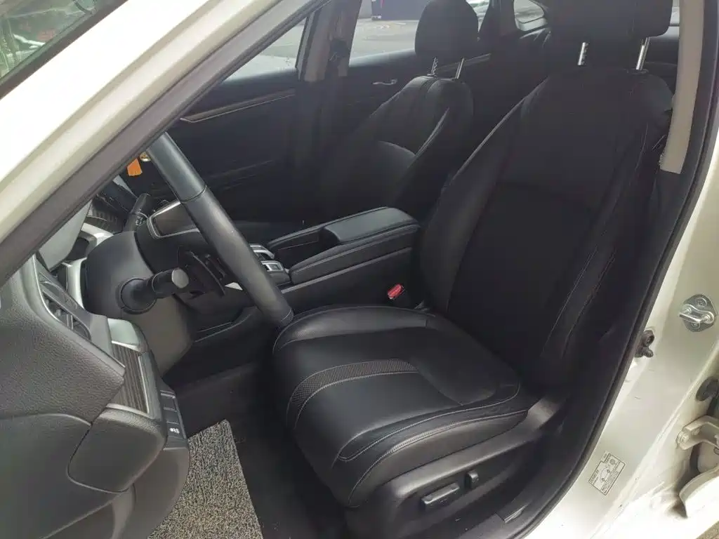 Honda Civic — миниатюра 11