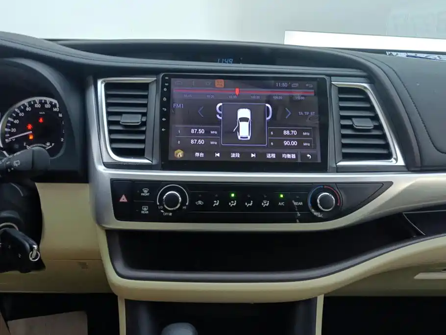 Toyota Highlander — миниатюра 13