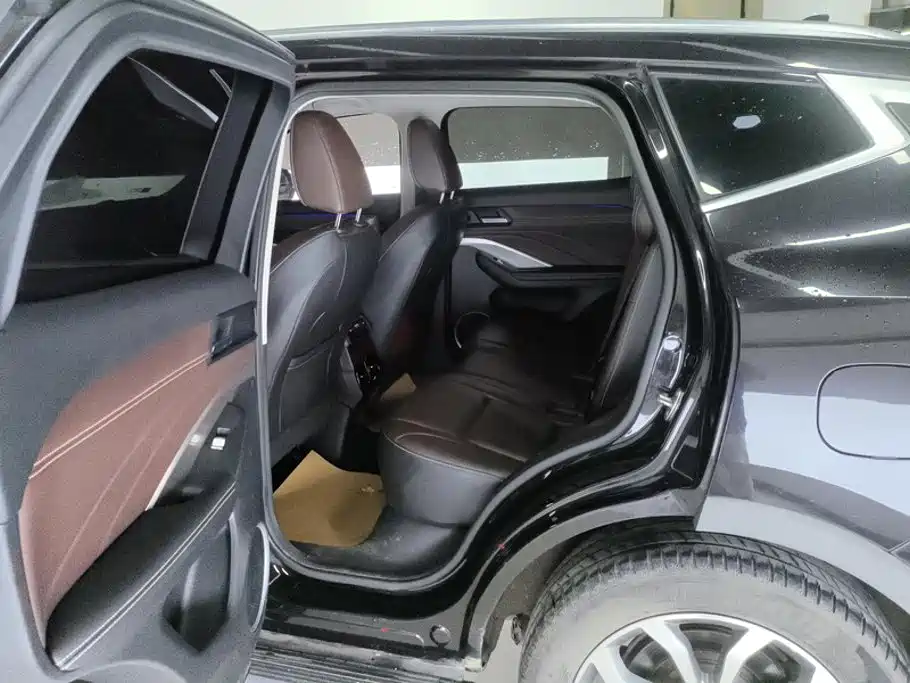 Wey Wey VV6 — миниатюра 11