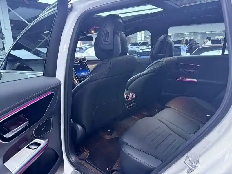 Mercedes-Benz GLC — миниатюра 8