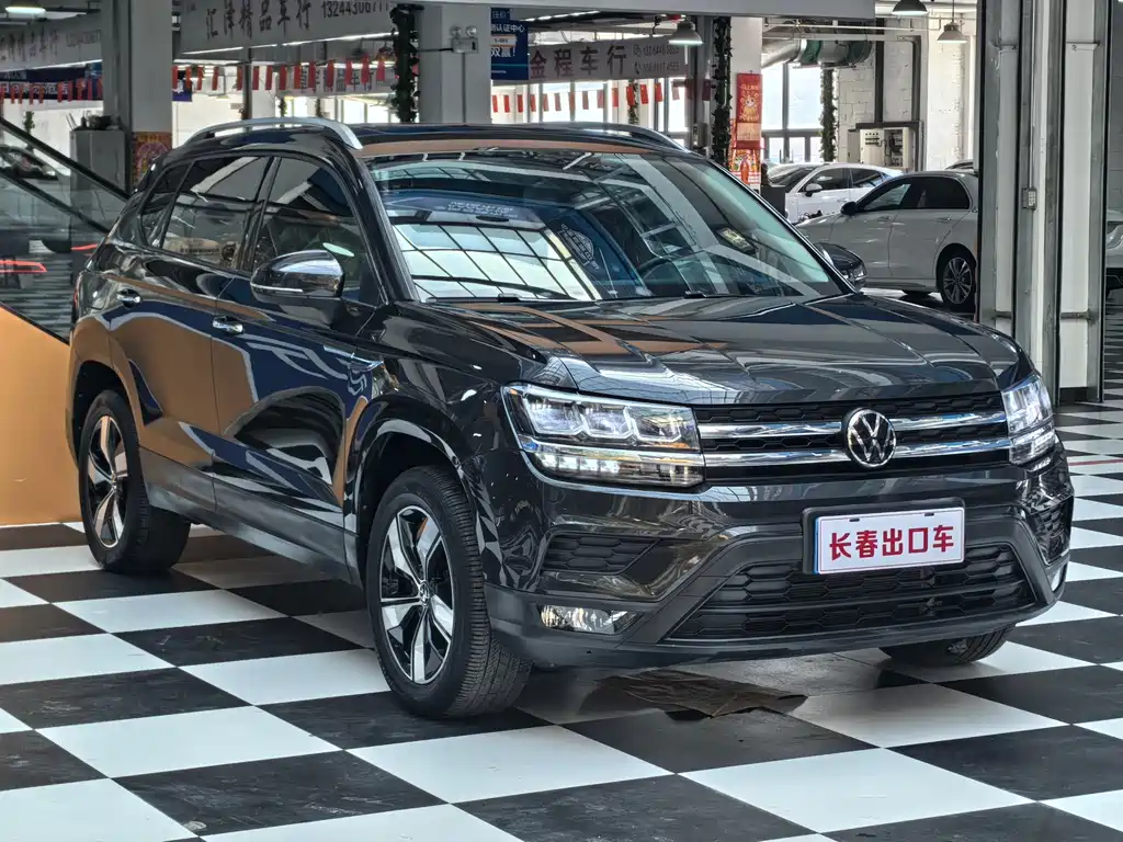 Volkswagen Tharu — миниатюра 3