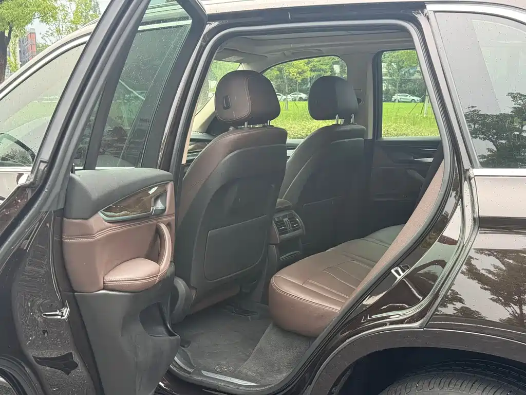 BMW X5 2017 xDrive28i