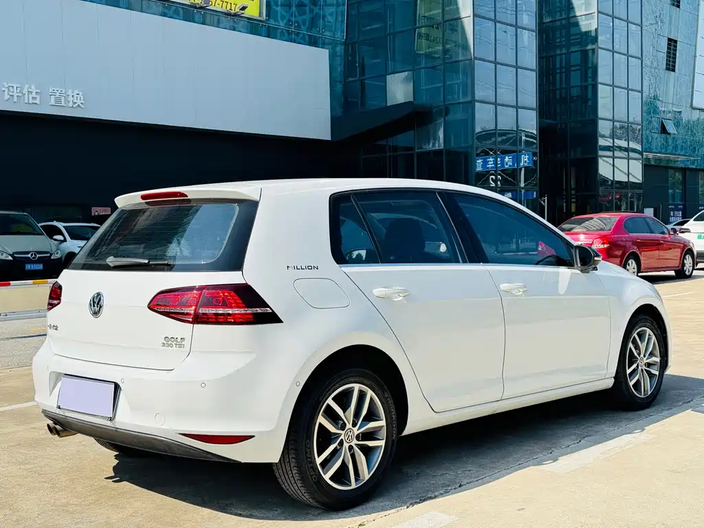 Volkswagen Golf — миниатюра 14