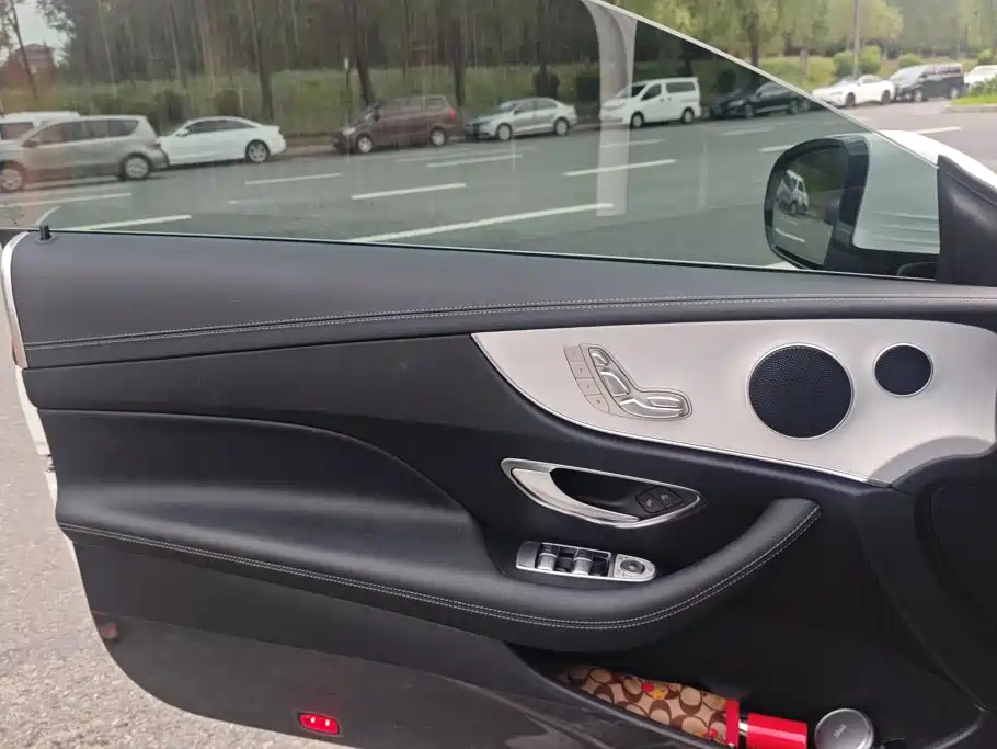 Mercedes-Benz E-Class (Import) — миниатюра 7