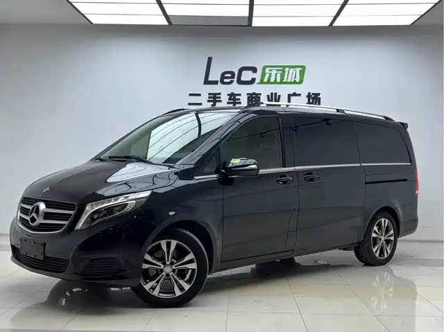 MERCEDES-BENZ V CLASS