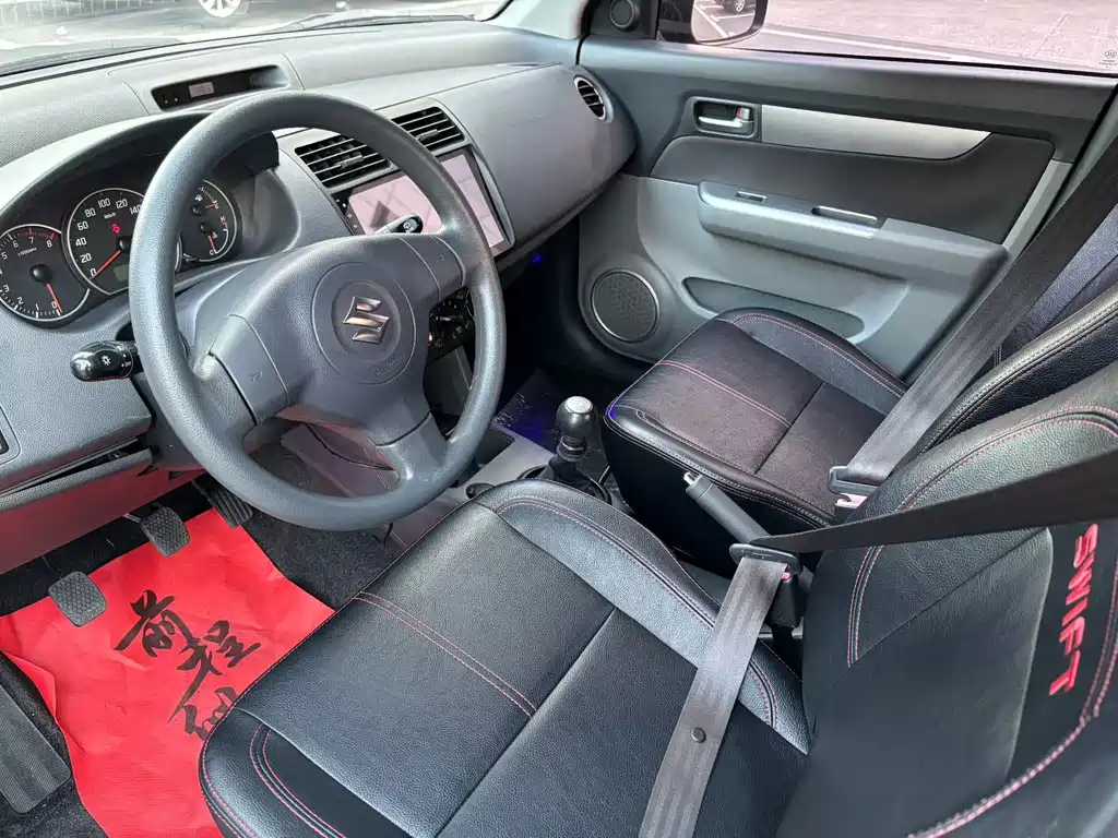 Suzuki Swift — миниатюра 6