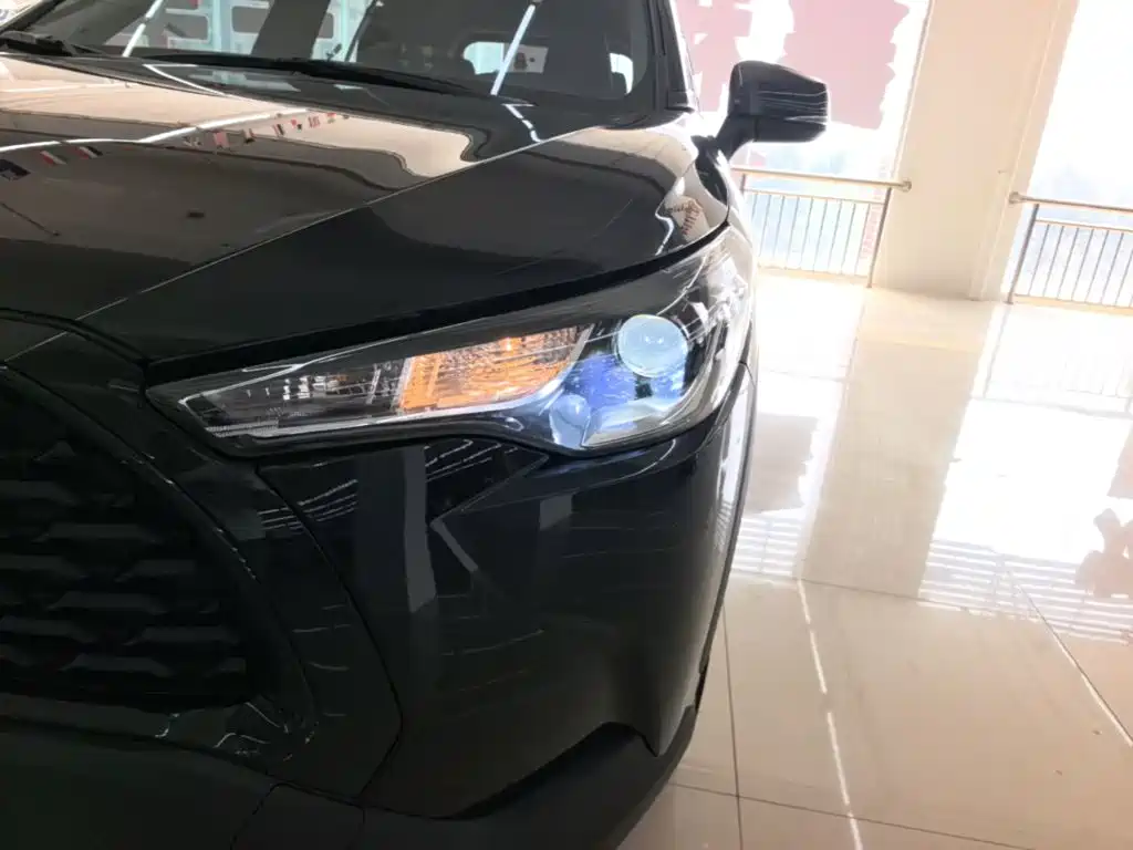 Toyota Corolla Cross — миниатюра 24