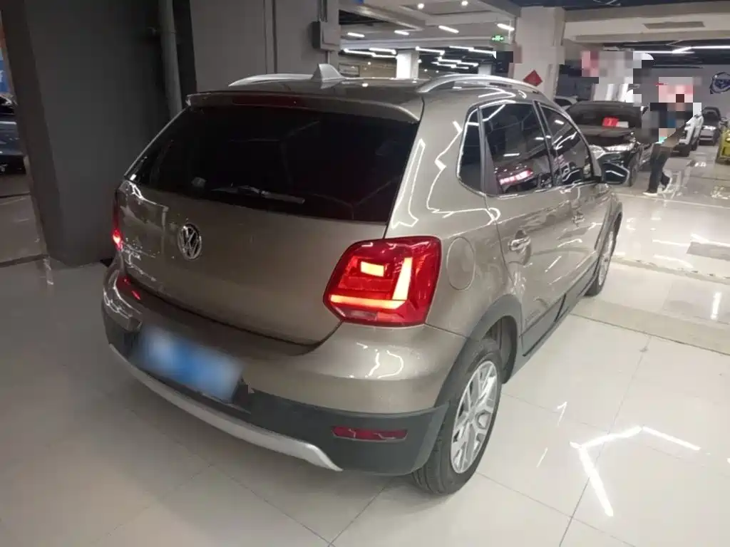 Volkswagen Polo — миниатюра 7