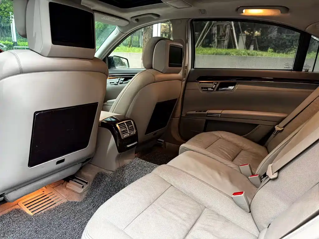 Mercedes-Benz S-Class — миниатюра 5