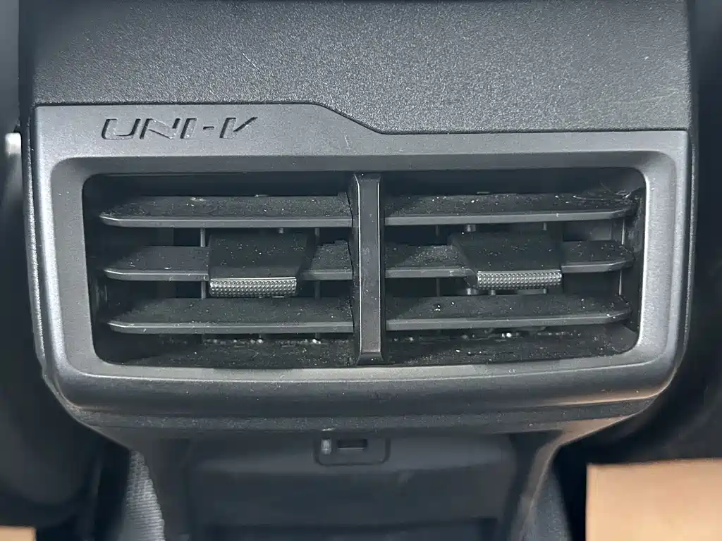 Changan UNI-V iDD — миниатюра 15