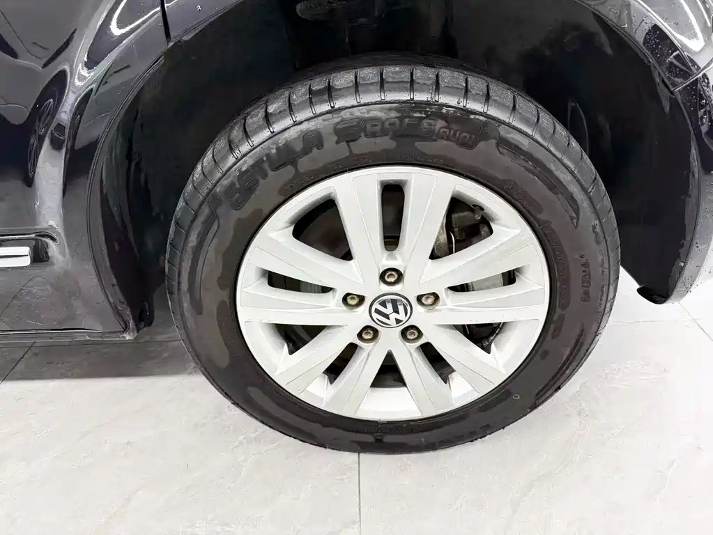 Volkswagen Multivan — миниатюра 25