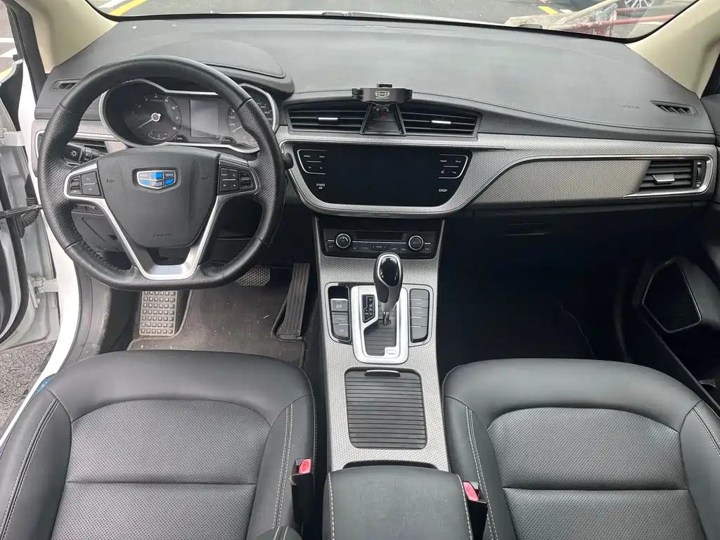 Geely Emgrand GS — миниатюра 5
