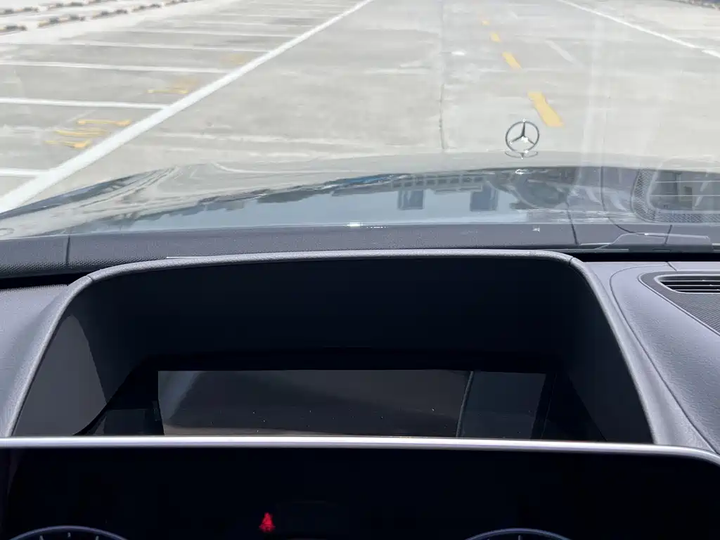 Mercedes-Benz S-Class — миниатюра 23