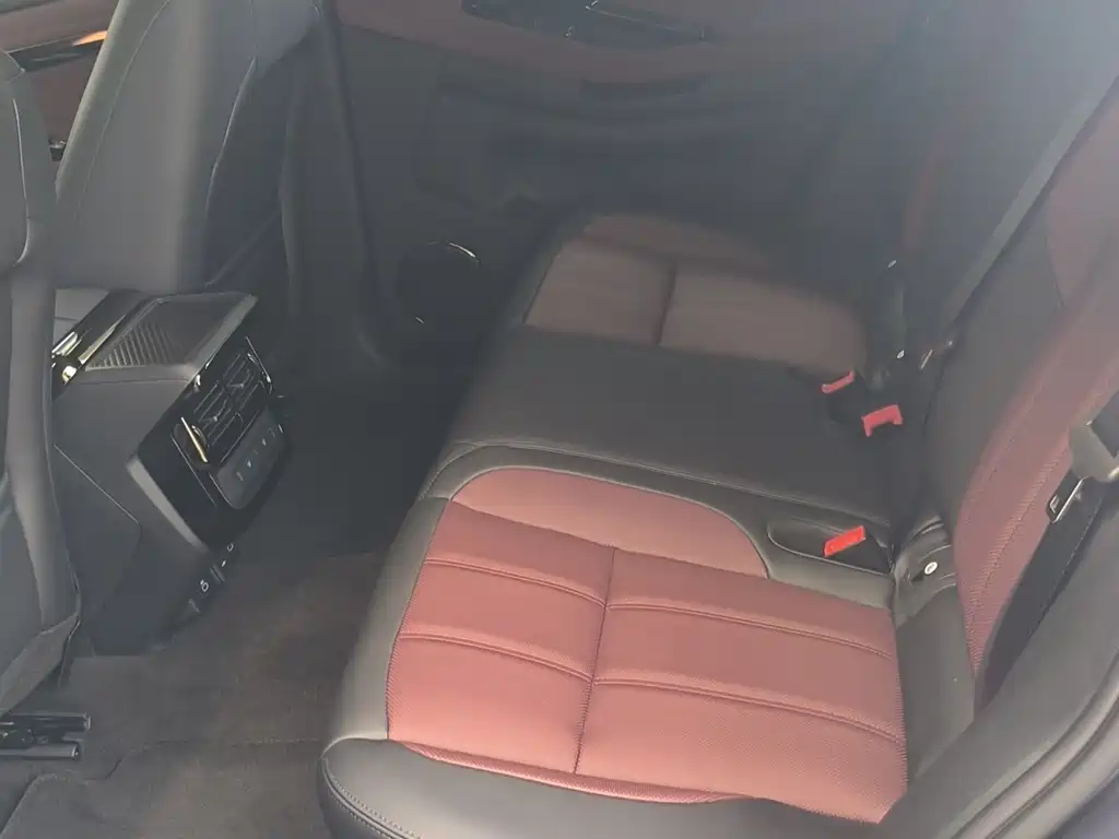 Land Rover Range Rover Evoque 2026 L SE
