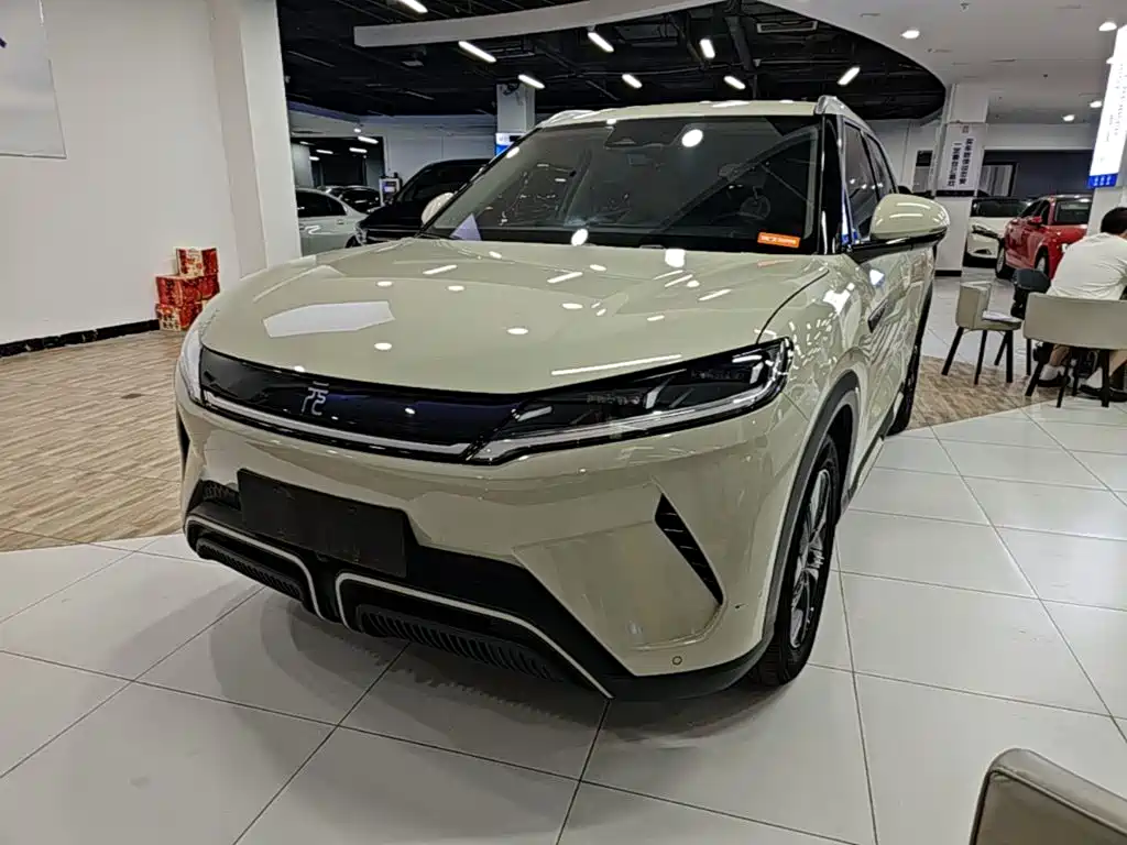 BYD Yuan UP — миниатюра 2