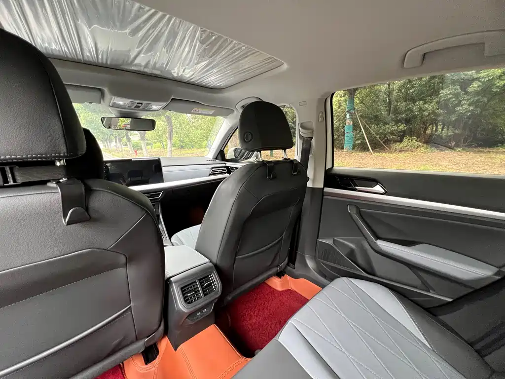 Volkswagen Lavida — миниатюра 8