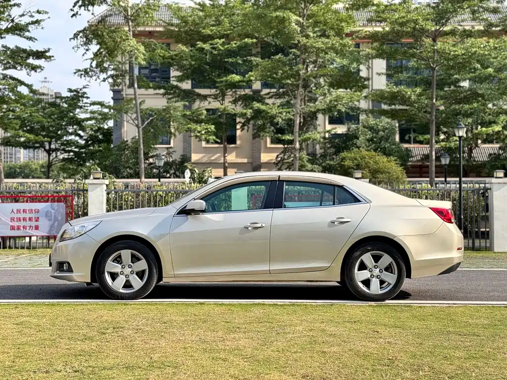 Chevrolet Malibu — миниатюра 4
