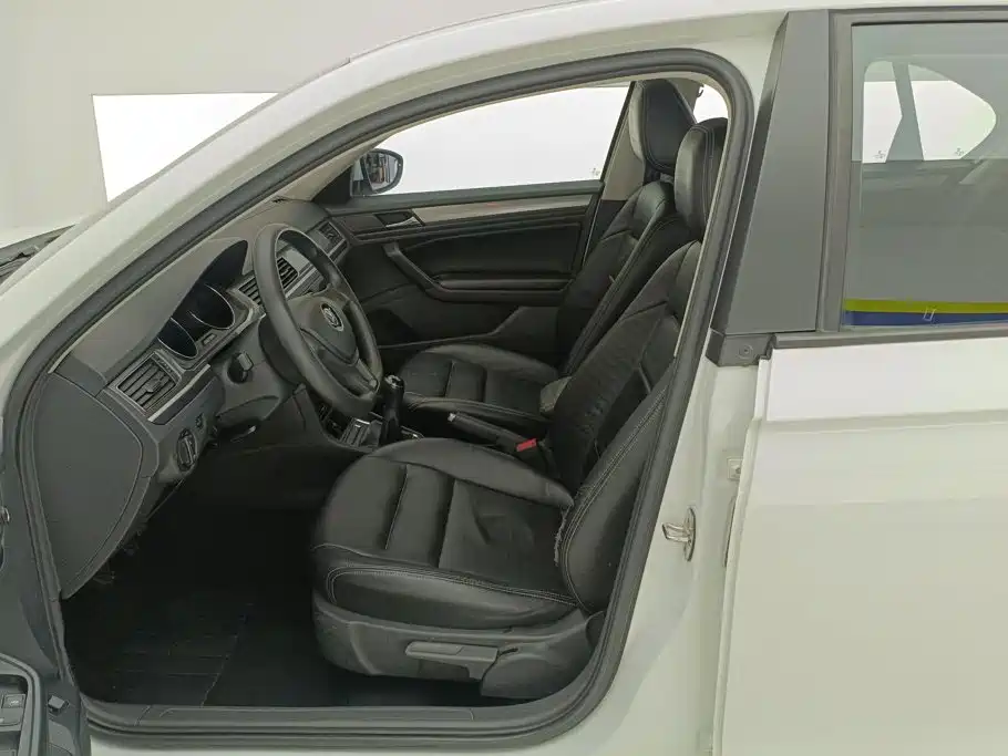 Volkswagen Bora — миниатюра 9