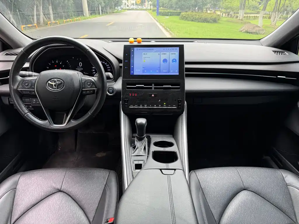 Toyota Avalon — миниатюра 5