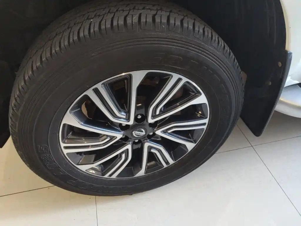Nissan Terra — миниатюра 23
