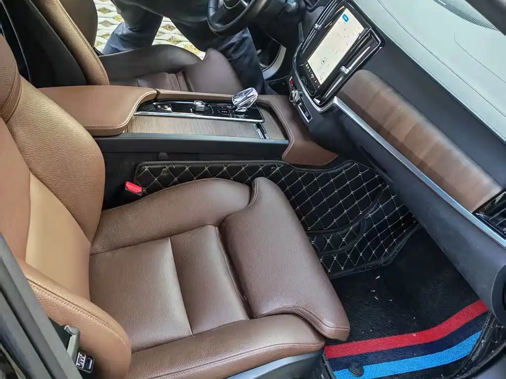 Volvo S90 — миниатюра 6