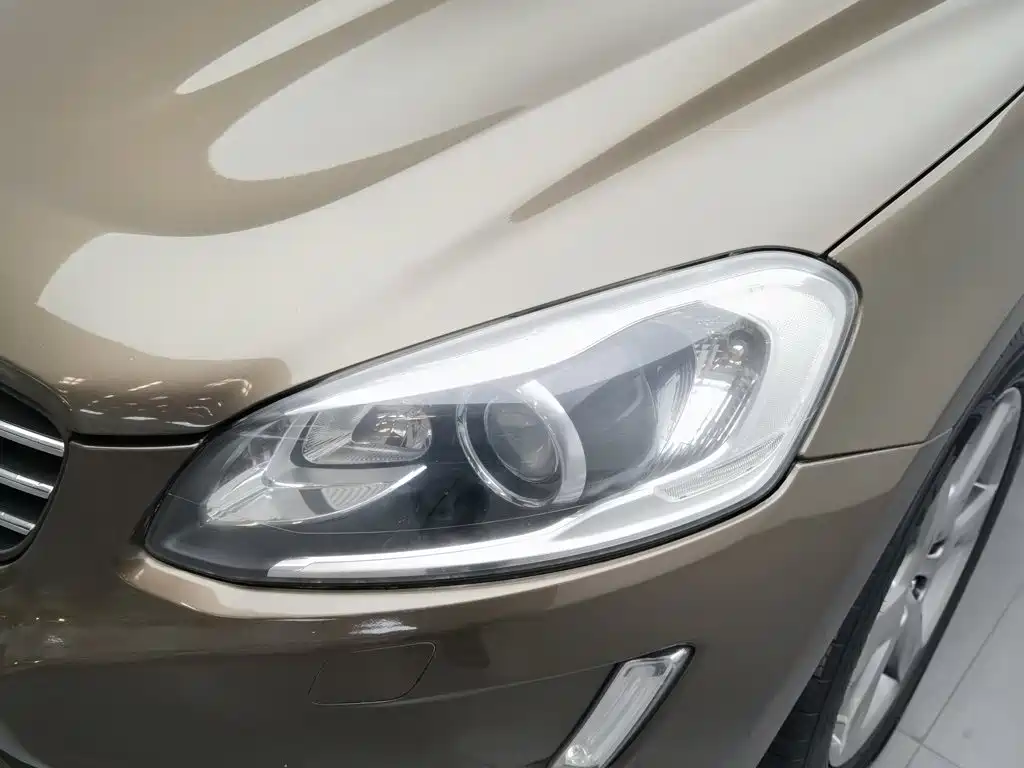 Volvo XC60 (Import) — миниатюра 7