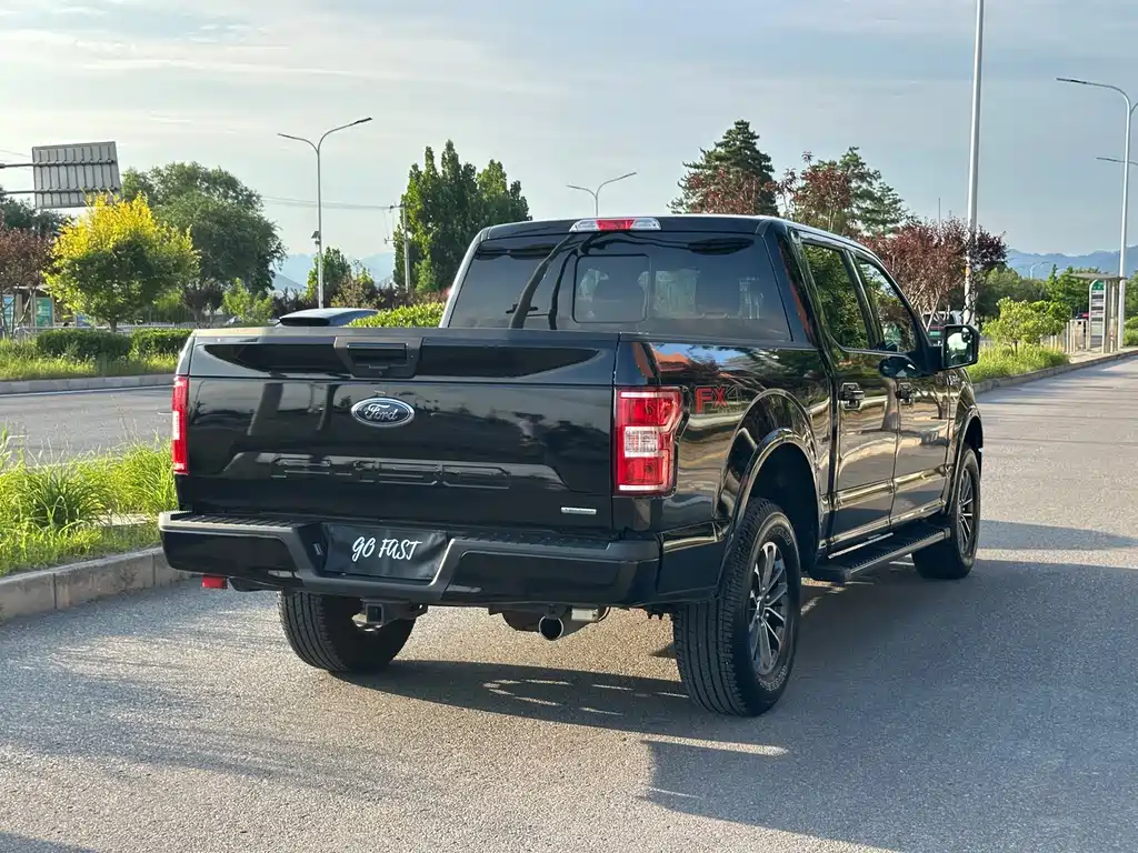 Ford F-150 Raptor — миниатюра 5