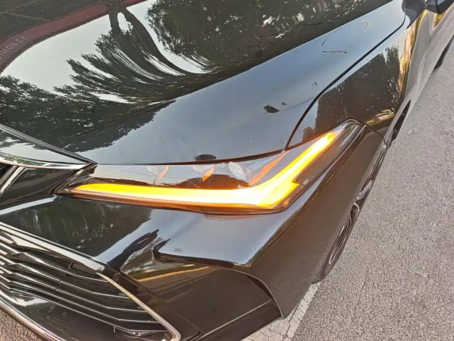 Toyota Avalon — миниатюра 5