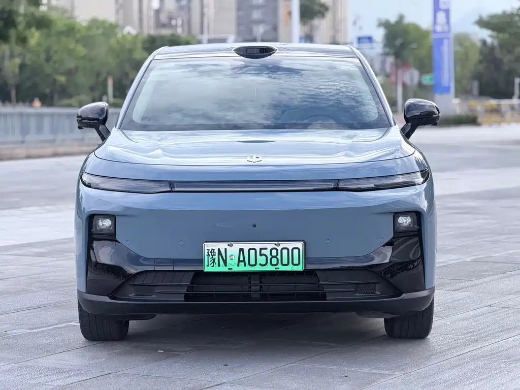 Leapmotor Leapmotor B10 — миниатюра 2